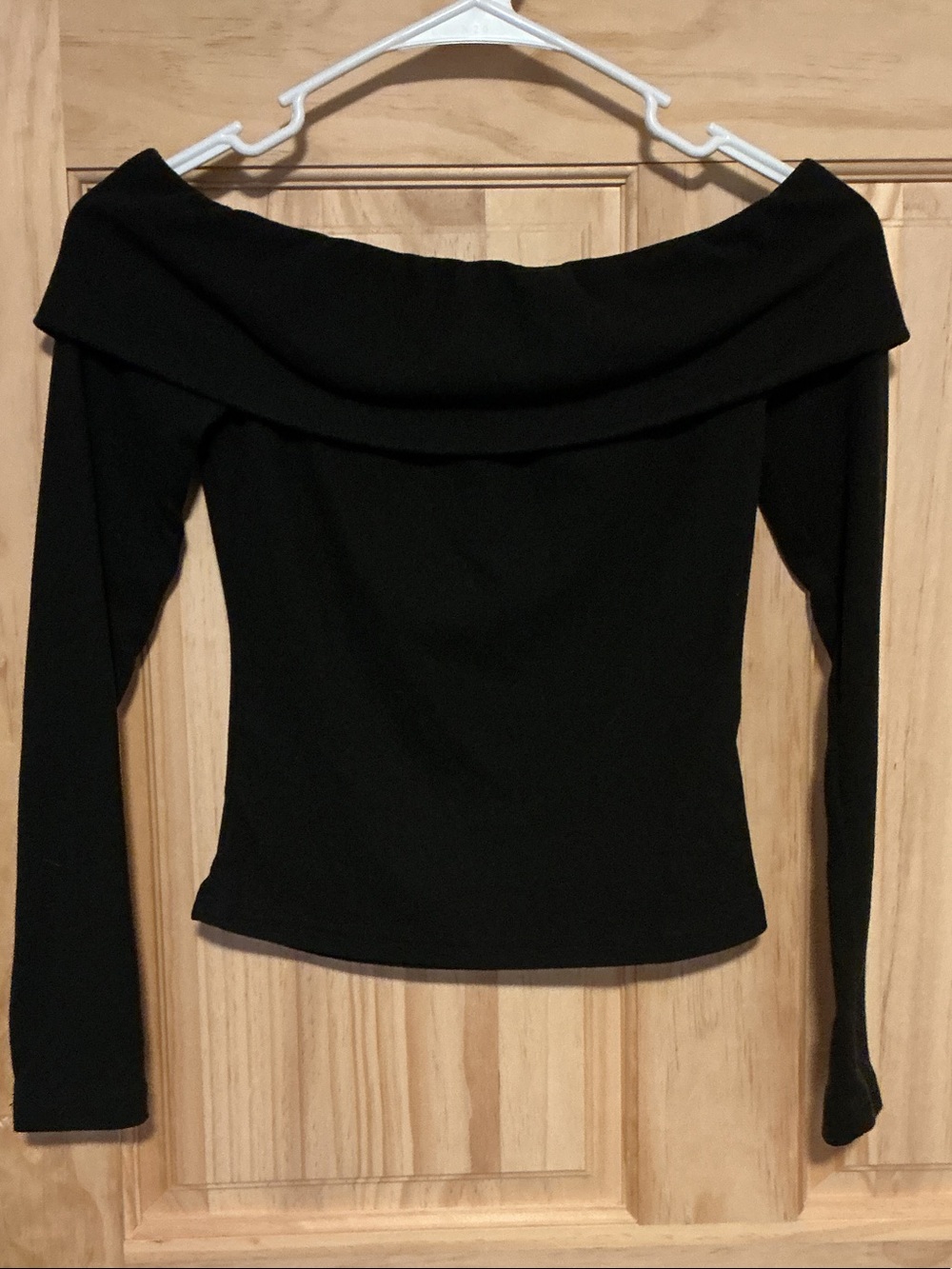 SHEIN Black Off-Shoulder Long Sleeve Sweater